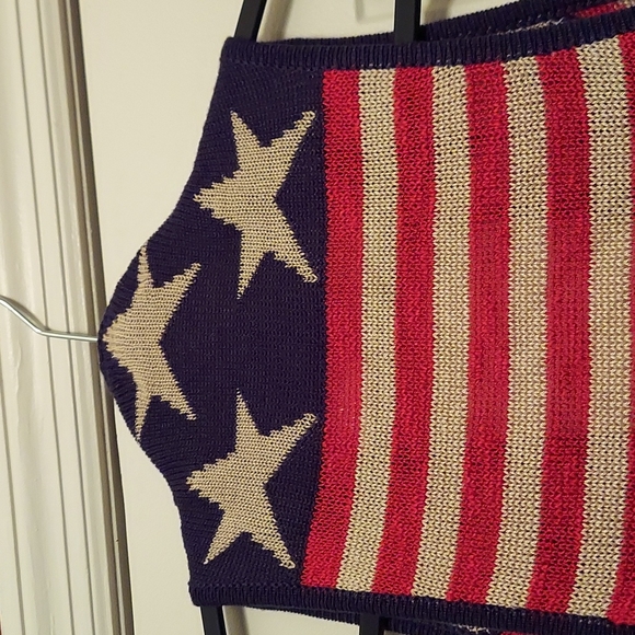 Women's One World sleeveless shawl - Picture 8 of 8